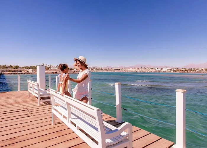 Pickalbatros Dana Beach Resort - Aqua Park